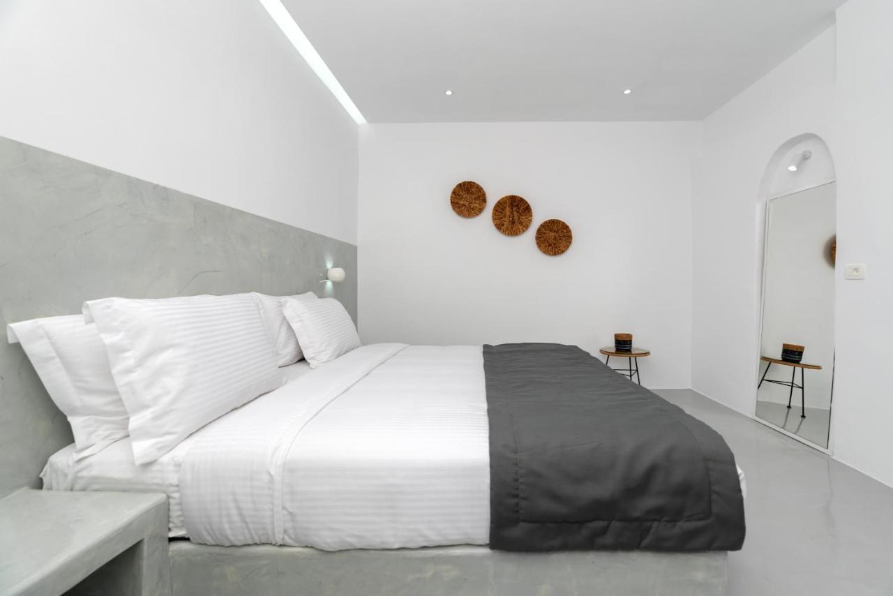 Aerenia Luxury Suites カルテラドス エクステリア 写真