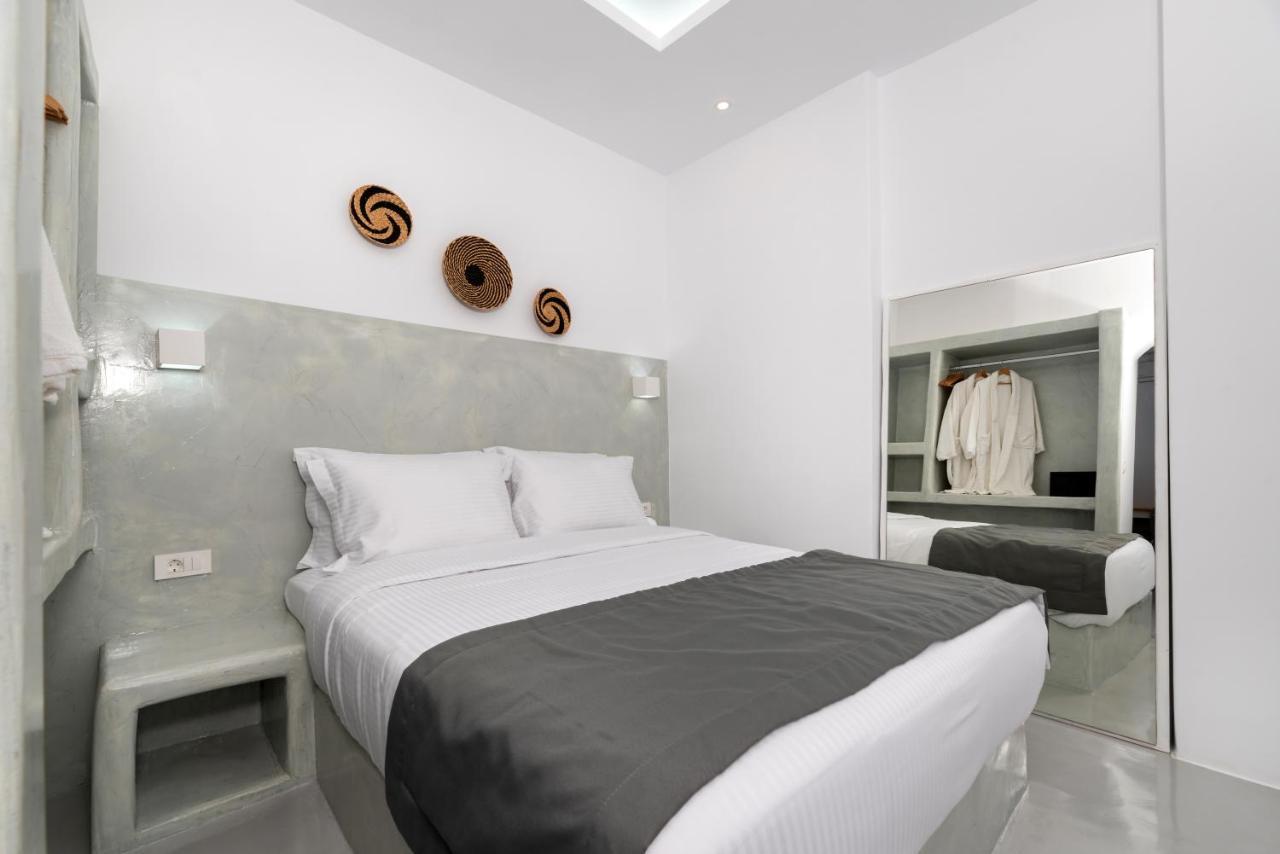 Aerenia Luxury Suites カルテラドス エクステリア 写真