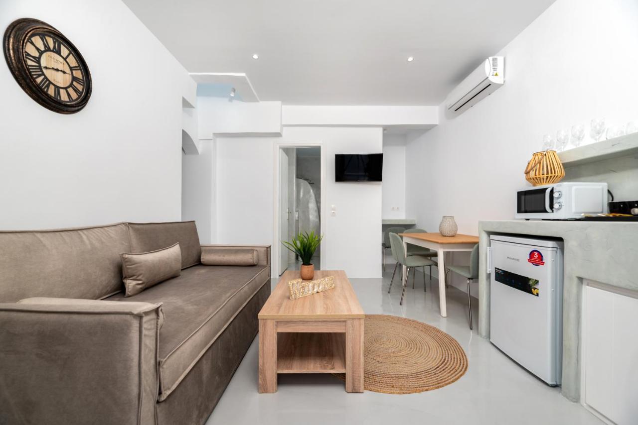 Aerenia Luxury Suites カルテラドス エクステリア 写真