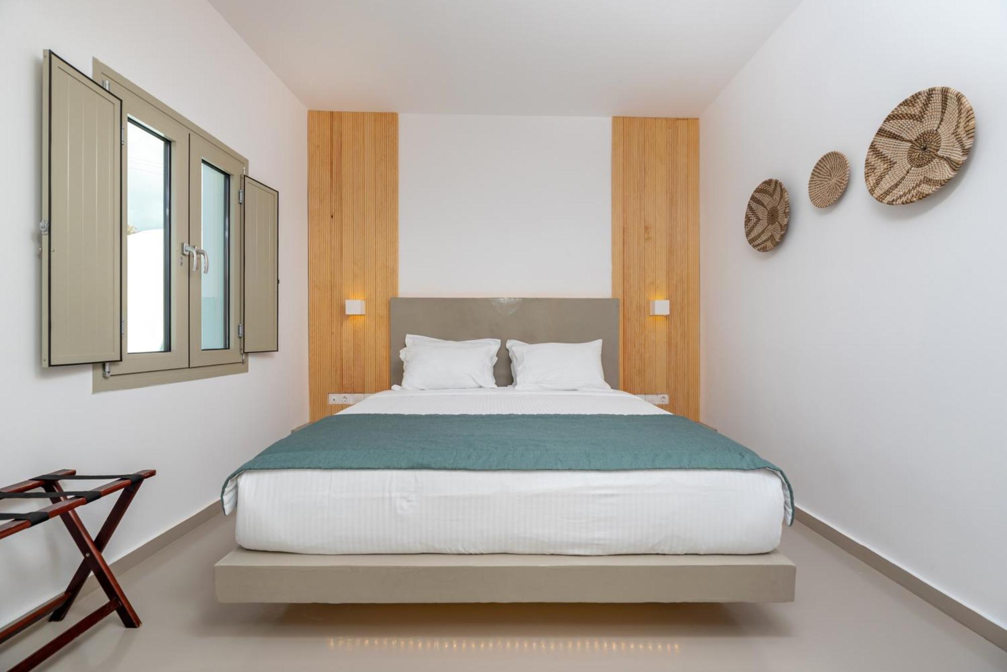 Aerenia Luxury Suites カルテラドス エクステリア 写真